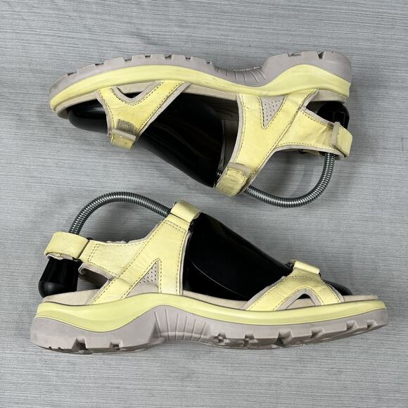 Ecco Yucatan Receptor Women’s Size 9.5 Sandals Pale Yellow Hiking Trail Shoes - Picture 2 of 7
